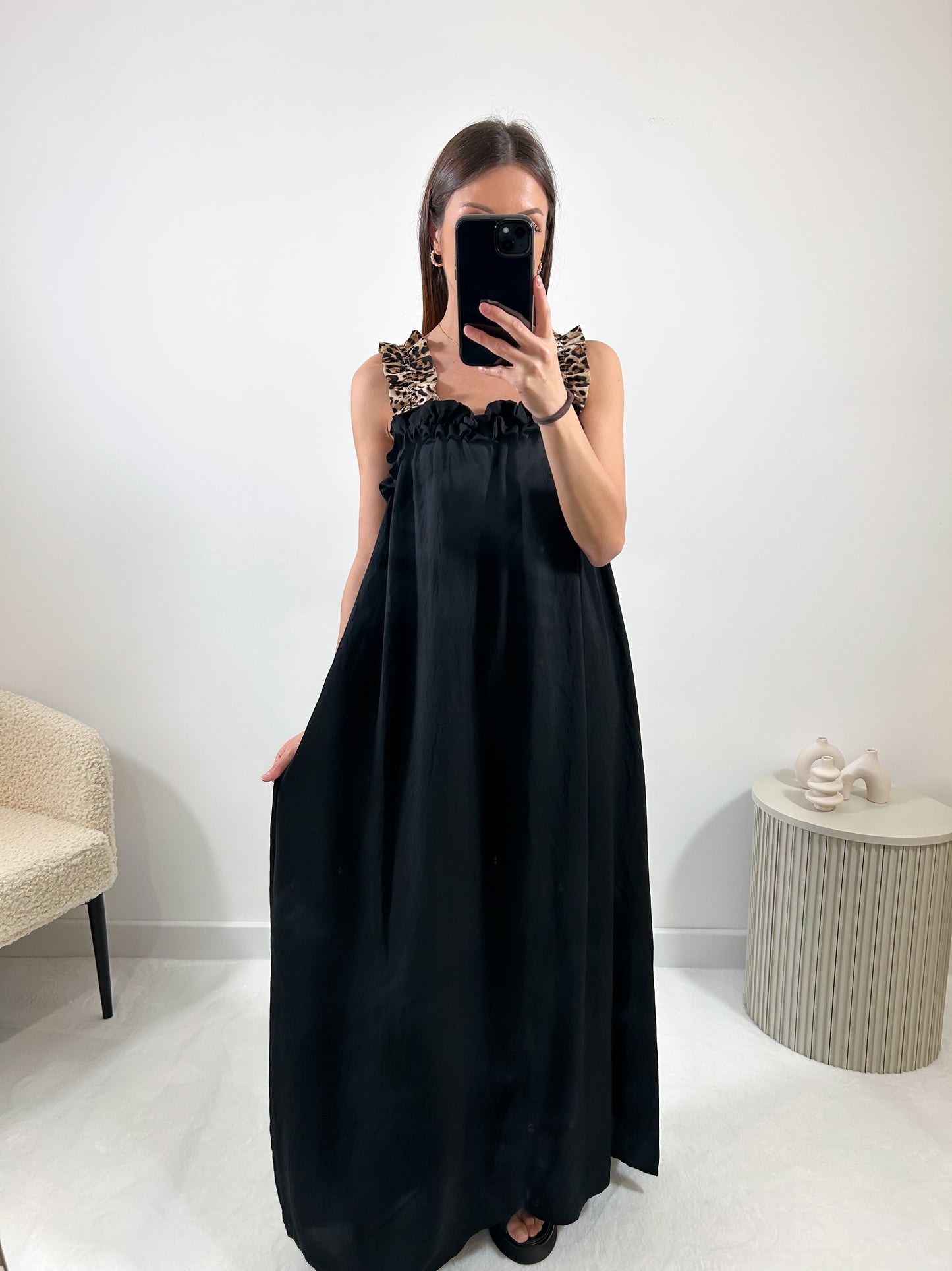 Robe Maggie