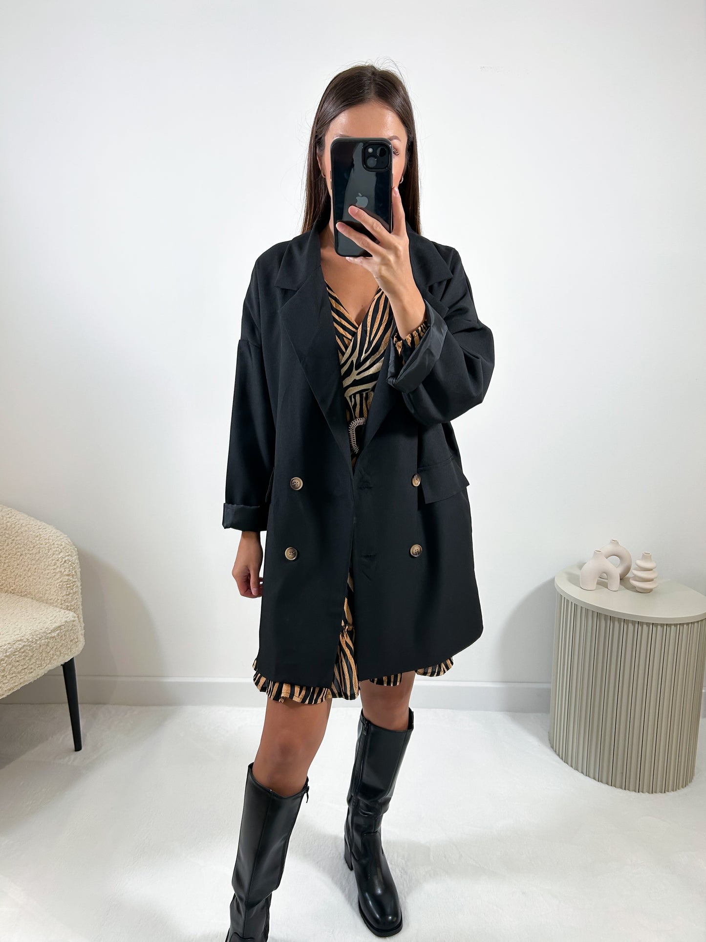 Blazer Avery
