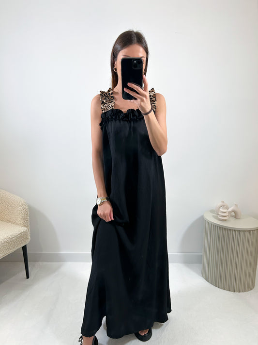 Robe Maggie